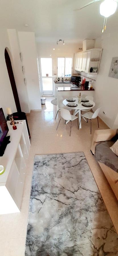 Cozy & Bright Apartment, Villamartin, Orihuela Costa Buitenkant foto