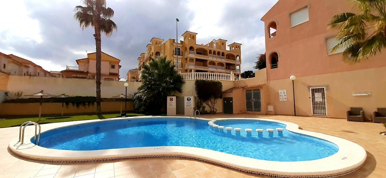 Cozy & Bright Apartment, Villamartin, Orihuela Costa Buitenkant foto